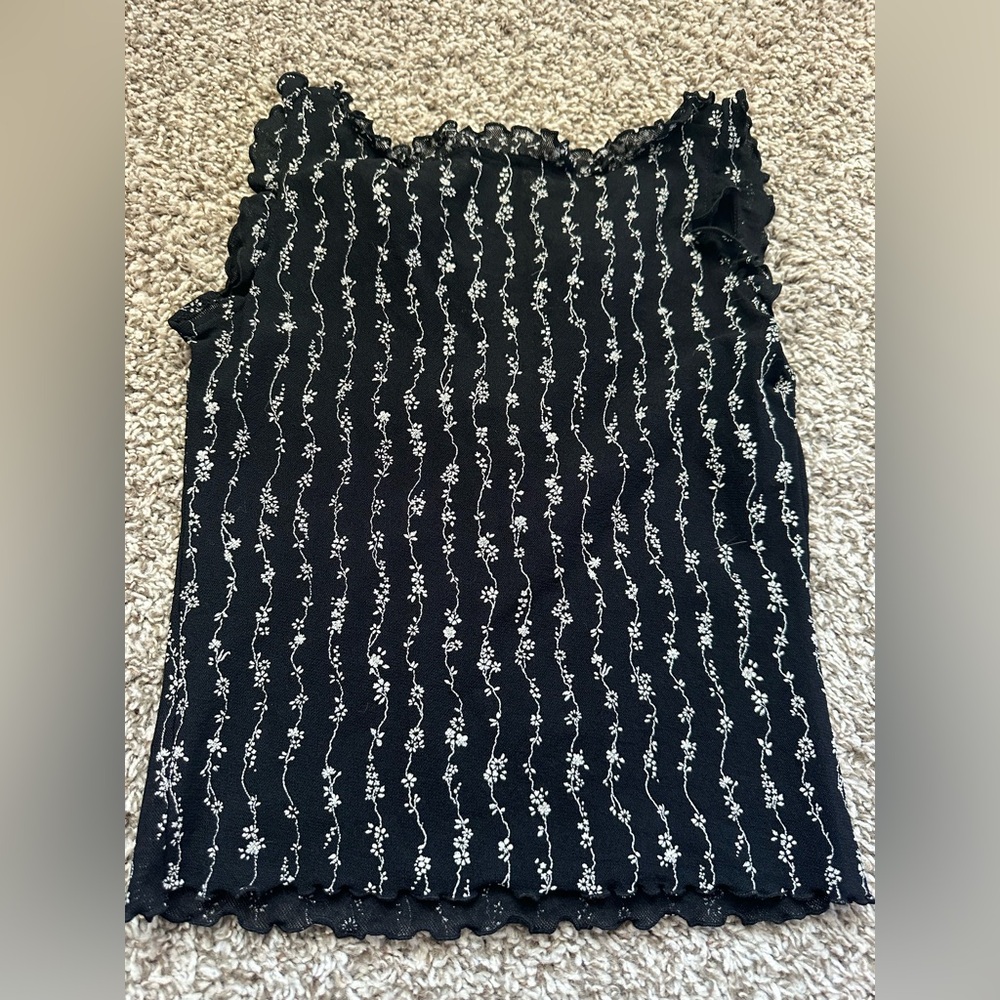 Y2K Black and White Floral Crop Top - Picture 2 of 6